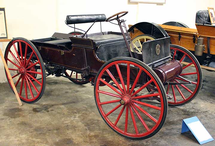 natmus-1909-truck-107w-1.jpg