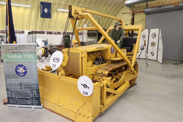 Pala Traxcavator T7 R-4-seabeemuseum-2019-107w-4