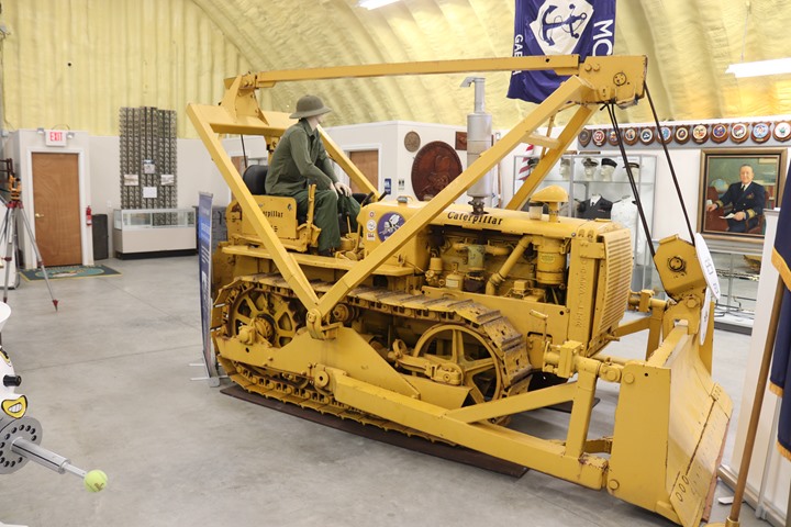 Pala Traxcavator T7 R-4-seabeemuseum-2019-107w-5